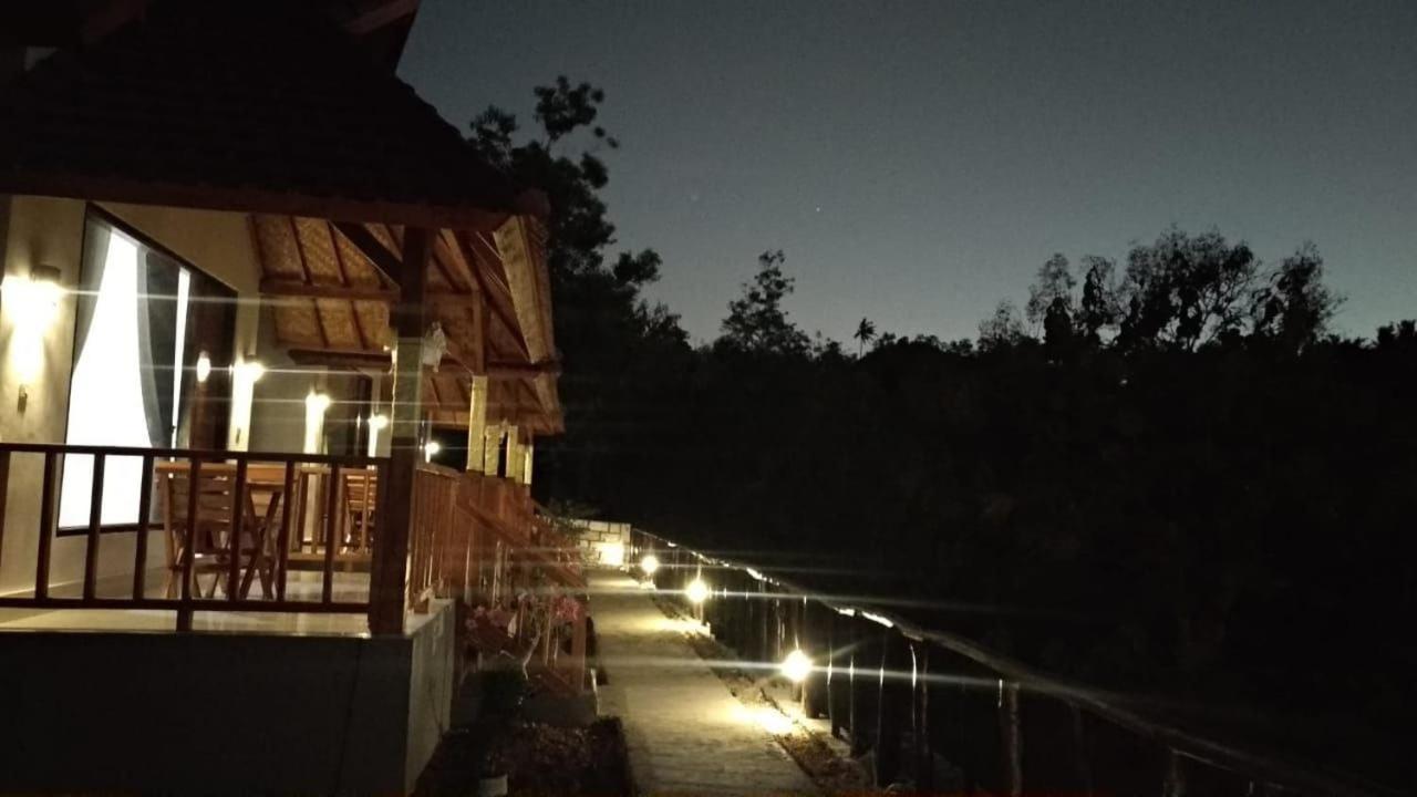 Vina Bungalow Toyapakeh Екстер'єр фото